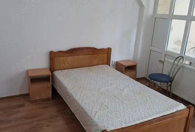 Vand garsoniera mobilata si dotata tot confortul - 2