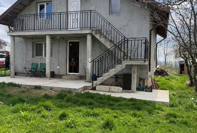 Casă individuală cu 5 camere cu Teren 1622 Mp în Cărbunari - 2