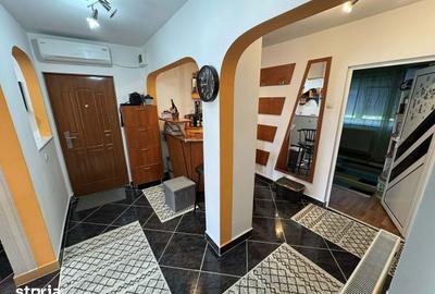 Apartament cu 2 camere decomandat în Carpați 2 - 3