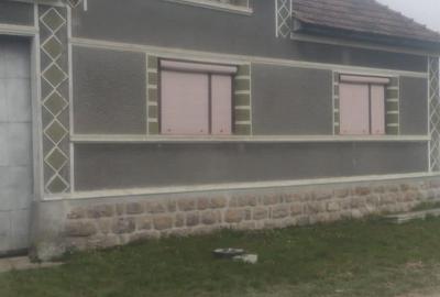 Casă cu 3 camere în Suplacu de Tinca - 1