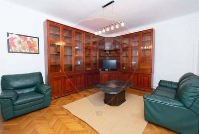 Casa / Vila cu 6 camere de vanzare in zona Centrala - 3