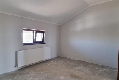 Casă spațioasă P+1+M cu anexă, teren 1056 mp – Dragomirești Vale - 13