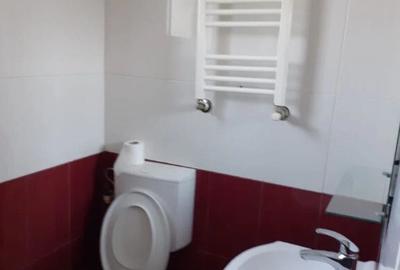 Garsonieră decomandată în Steaua