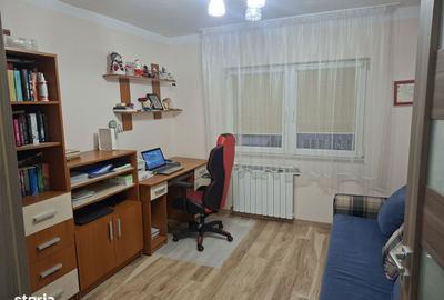 Apartament cu 3 camere decomandat în Exterior Vest - 5