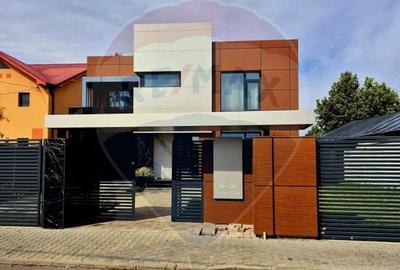 Casă individuală cu 4 camere cu Canalizare în Central - 2