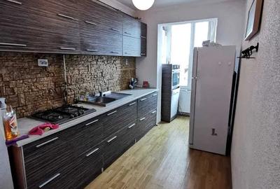 Apartament cu 3 camere decomandat, mobilat în Central - 3