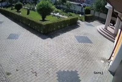Casă cu 6 camere cu Teren 1300 Mp în Central - 16