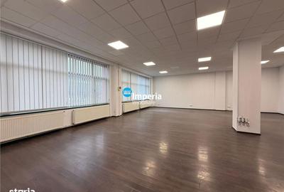 Spațiu comercial, de 360 mp, în Baza 3 - 2