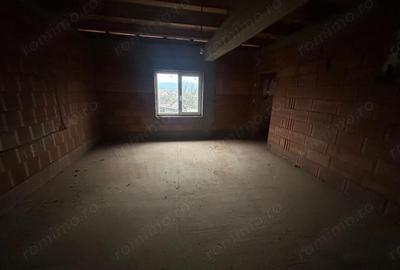 Casă cu 6 camere cu Teren 1150 Mp în Mihalț - 9