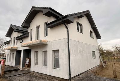 Casă cu 4 camere în Moșnița Veche - 2