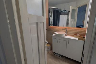 Casă cu 4 camere cu Teren 1750 Mp în Central - 11