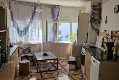 Apartament cu 2 camere decomandat în Rahova - 7