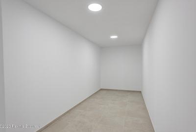 Apartament cu 4 camere semidecomandat în Colentina - 13