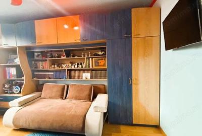 Apartament cu 3 camere decomandat în Central - 8