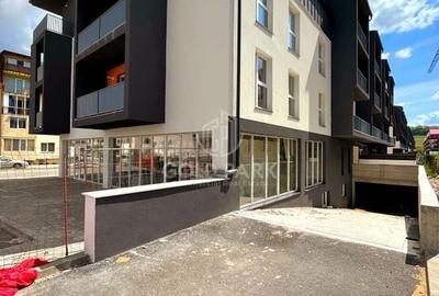 Spatiu Comercial -Floresti -Open Space/Bloc Nou/Vitrina Mare/Parcari - 14