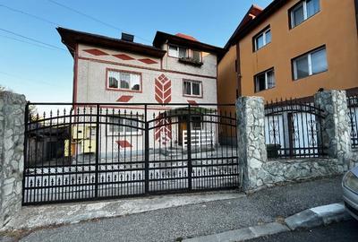 Apartament decomandat de 3 camere la curte/în vilă DE VÂNZARE Direct Proprietar - 12