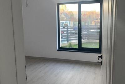 2 Vile/Case noi, de vânzare la munte in loc. Breaza - Prahova - 9