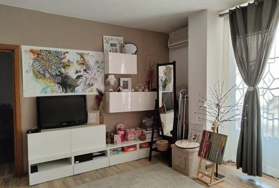 Apartament cu 2 camere semidecomandat în Central