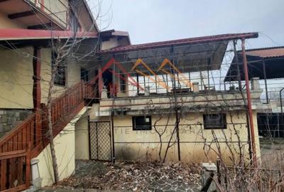 Vila 7 camere, an 1984, garaj, terasa, teren 604 m2, Poiana Campina,PH - 3