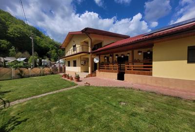 Vila unica la munte, super dotata si utilata - 5