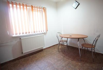 Apartament cu 3 camere decomandat, mobilat în Nerva Traian - 19