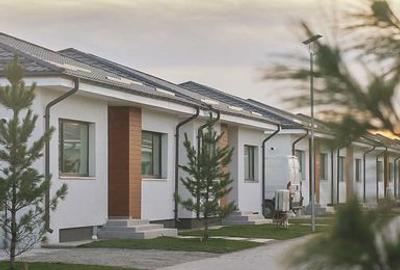 Casă cu 4 camere cu Canalizare în Tunari