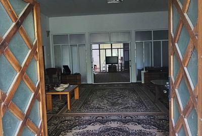 Casă cu 4 camere în Rovine - 1