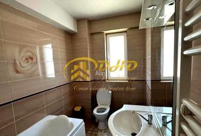 Apartament cu 2 camere decomandat în Galata