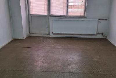 Garsonieră decomandată în Vitanul Nou