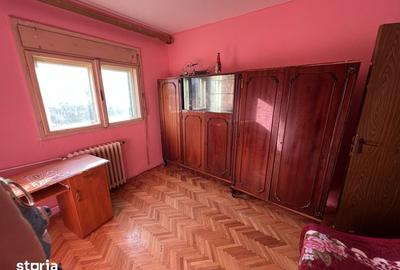 Apartament cu 3 camere semidecomandat în Central - 2