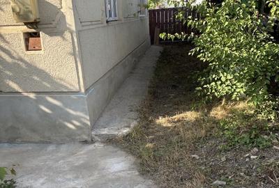 Casă cu 3 camere în Central