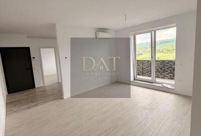 Apartament cu 3 camere semidecomandat în Chinteni