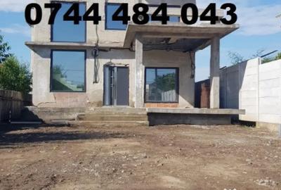 Casă cu 7 camere cu Teren 420 Mp în Vărsătura - 4