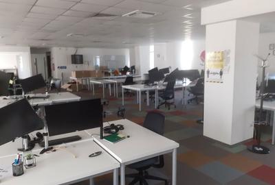 Spațiu comercial, de 339 mp, în Central - 1