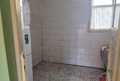 Casă cu 2 camere cu Teren 168 Mp în Central - 6