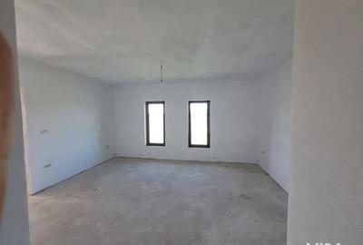 Casă cu 3 camere în Fântânele - 2