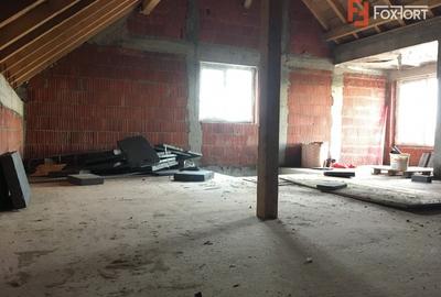 Casă cu 4 camere cu Teren 200 Mp în Sânandrei - 9