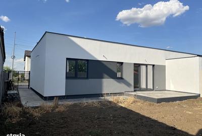 Casă cu 3 camere cu Teren 300 Mp în Dumbrăvița - 1