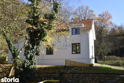 Casă cu 4 camere cu Teren 600 Mp în Valea Roșie - 2