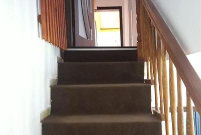 Casă cu 5 camere în Olimpia-Stadion - 3