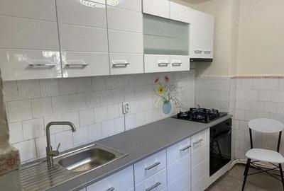 Apartament cu 2 camere decomandat în Decebal - 2