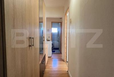 Apartament cu 3 camere, decomandat, zona micro 3 - 3