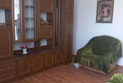 Apartament cu 3 camere semidecomandat în Central - 3