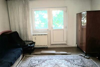 Tei, Maica Domnului, OMV, semistradal, bloc mixt, 1988 - 1