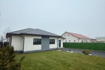 Casă individuală cu 4 camere cu Canalizare în Cumpăna - 2