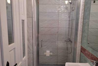 Apartament cu 4 camere decomandat în Aradului - 1
