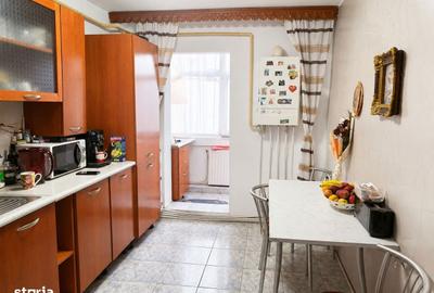 Apartament cu 3 camere decomandat în Mioriței - 2
