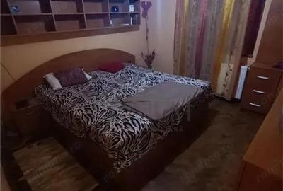 DAMBOVITA - 4 CAM - DECOMANDAT - ETJ.1 - 2 BAI - 2 BALCOANE - CENTRALA - SPATIOS - 7