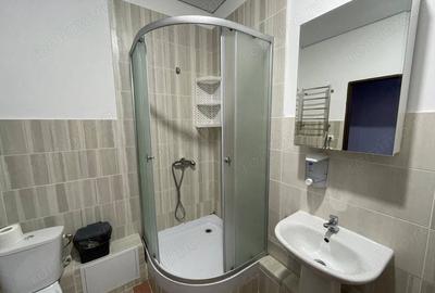 Apartament cu 2 camere decomandat în Tractorul - 2