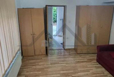 Casă cu 2 camere în Tătărași - 1